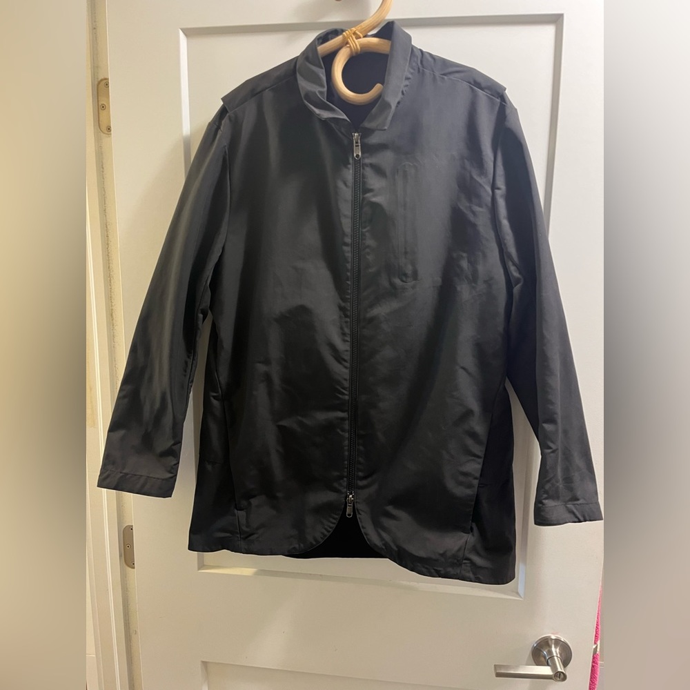 Lululemon black waterproof jacket